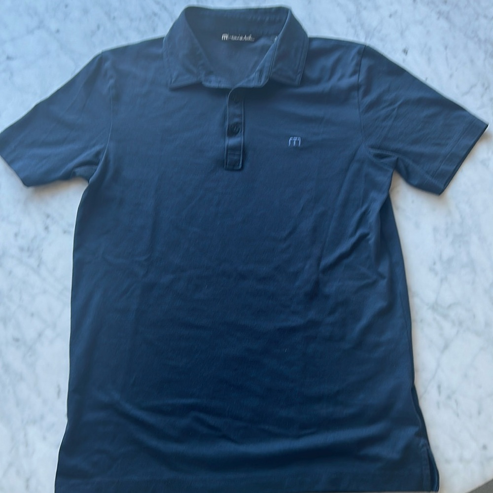 Travis Matthew Men’s golf shirt.  Size S